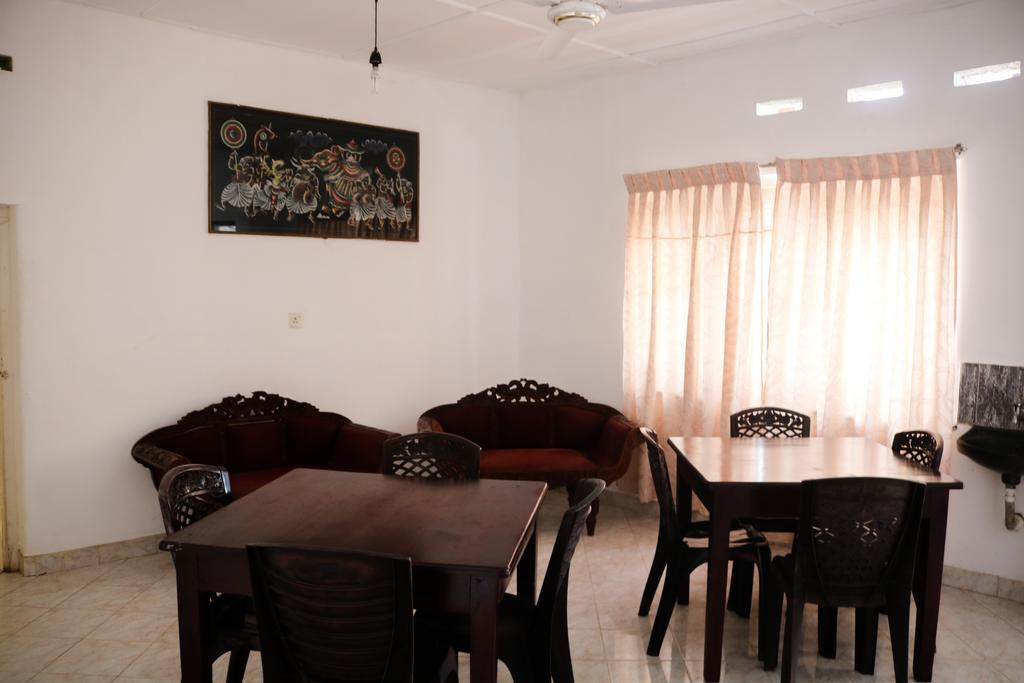 Molino Tourist Rest Anuradhapura Hotel Eksteriør billede