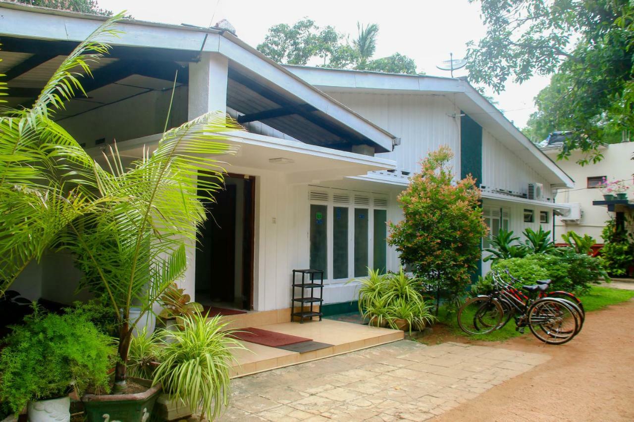 Molino Tourist Rest Anuradhapura Hotel Eksteriør billede